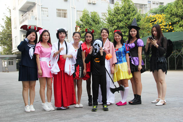 萬圣節派對熱情洋溢